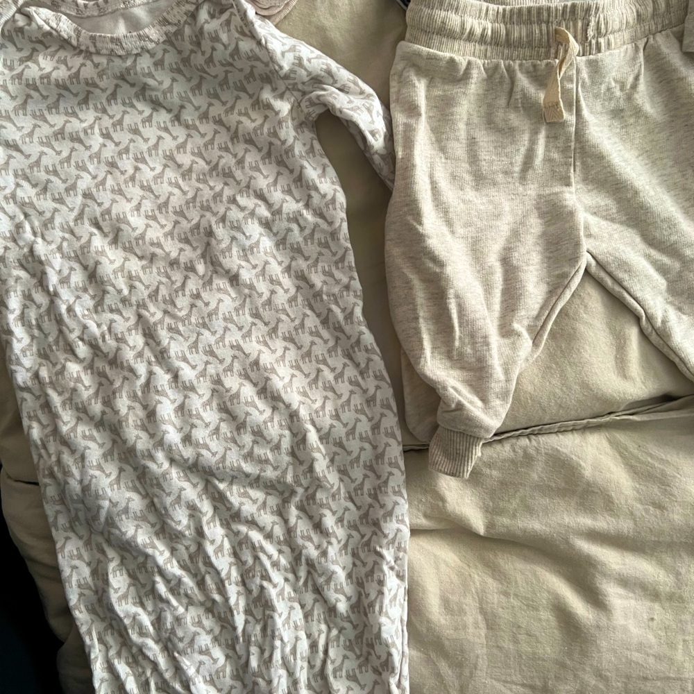 3M Beige BabyBoy Clothes - Picture 6 of 6